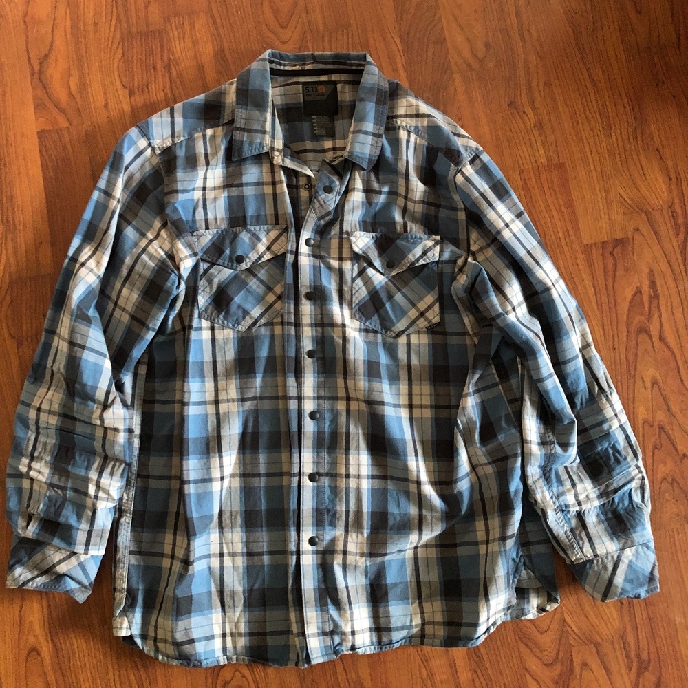 Mens, XL 5.11 Tactical Shirt W/snap closure Long Sleeve Shirt